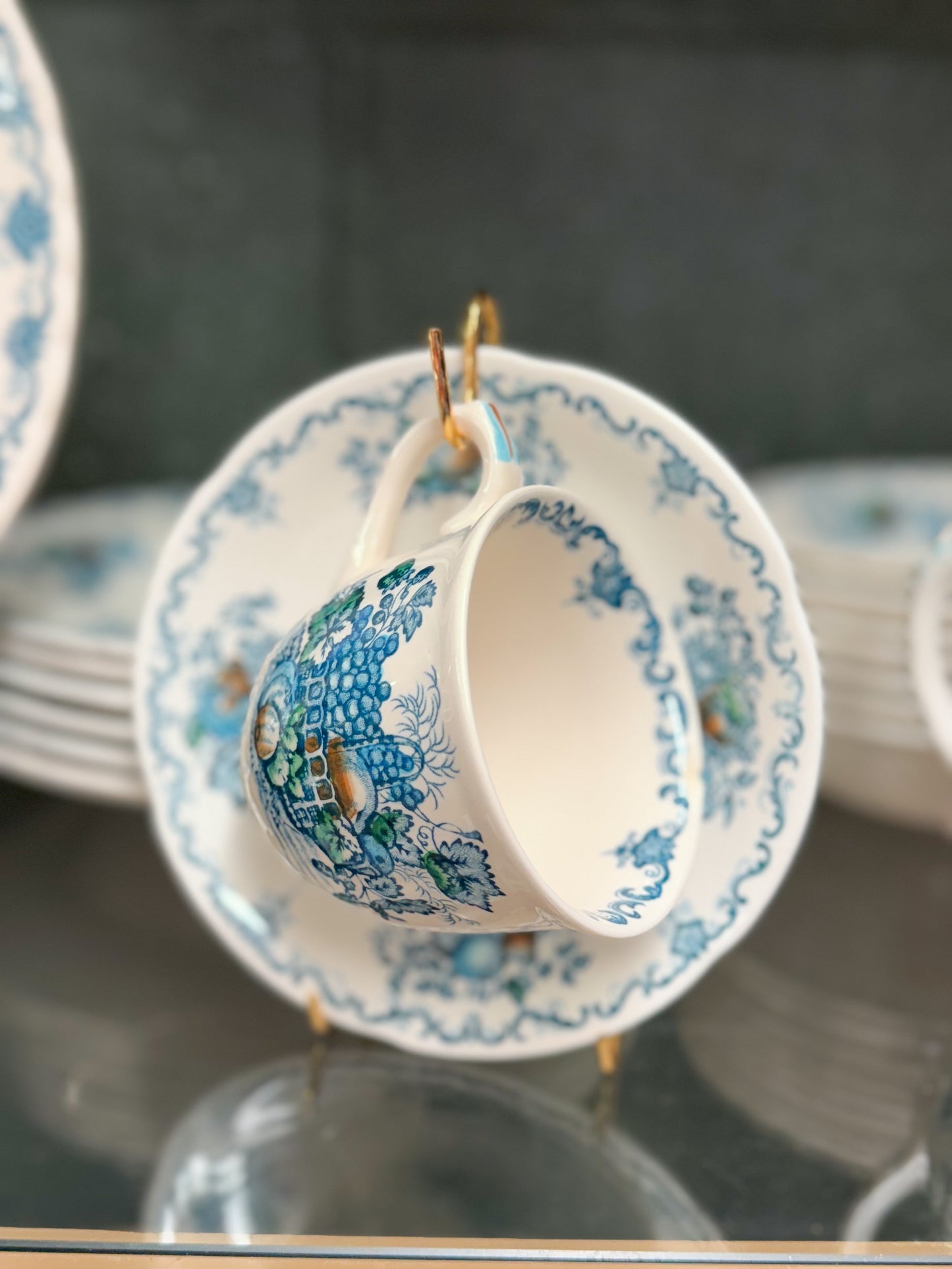Mason's "Fruit Basket" Dinner Set