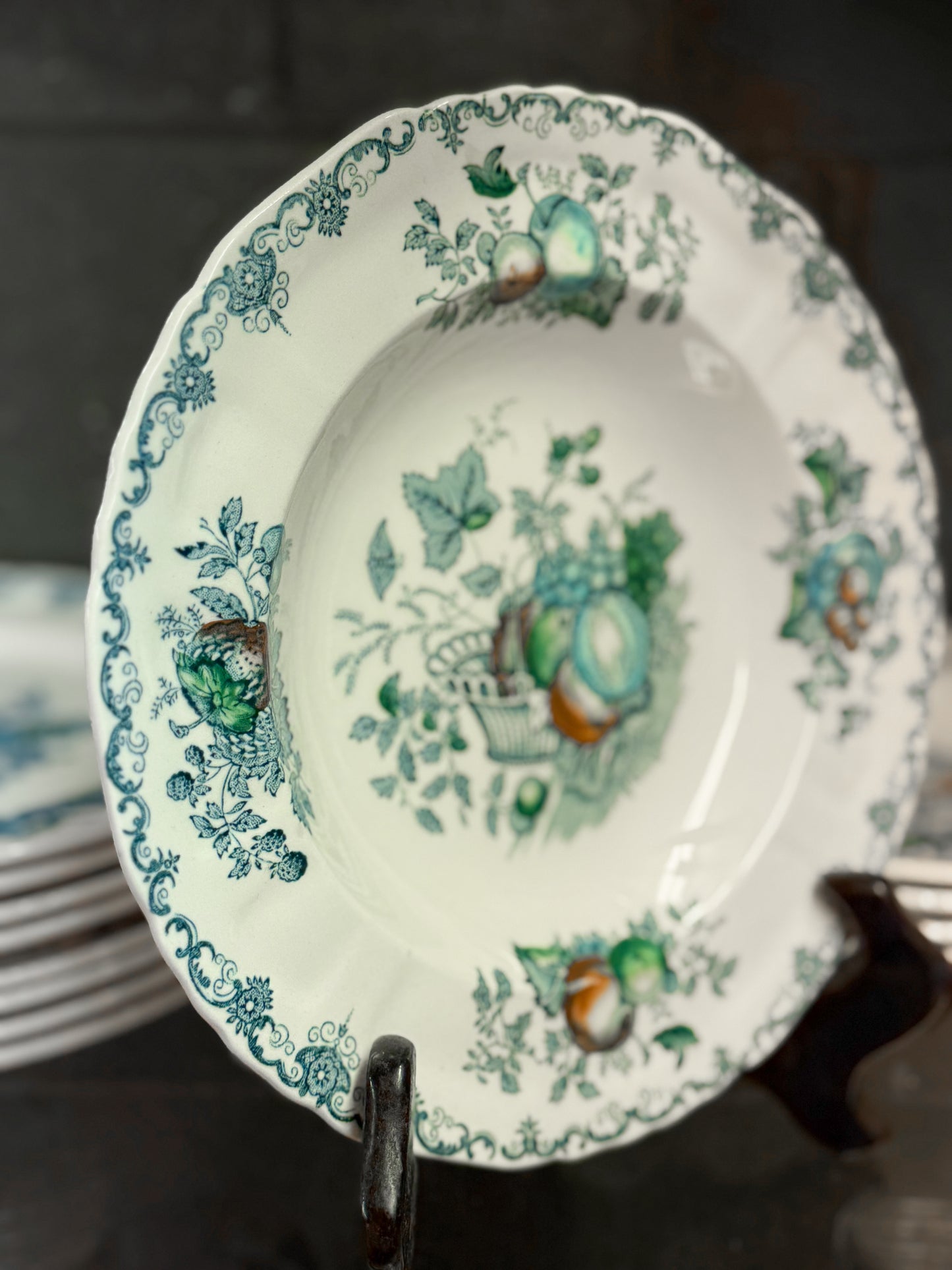 Mason's "Fruit Basket" Dinner Set