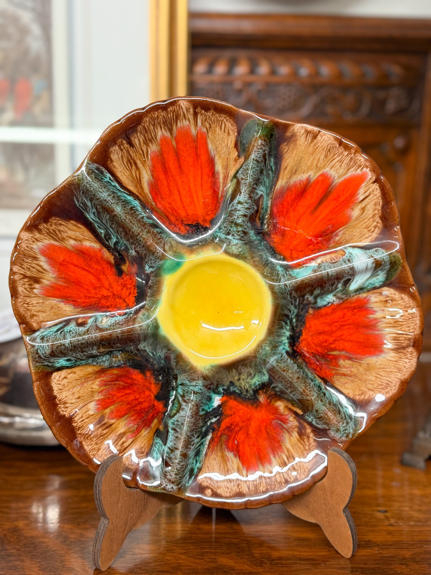 Brown + Red Oyster Plate