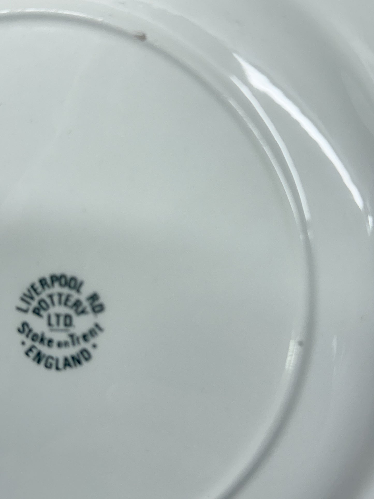 White "Liverpool" Horse Plate