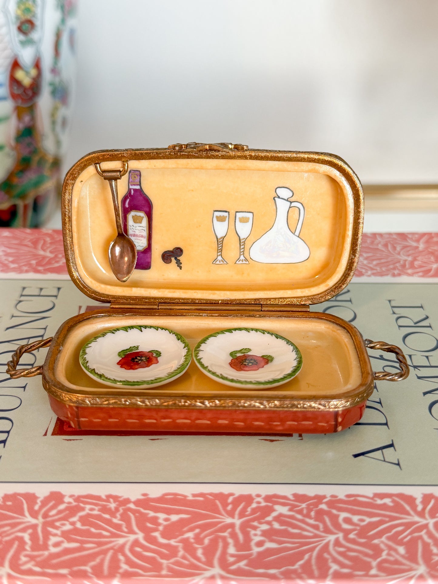 Vintage Pique Nique Chic Limoges Trinket Box