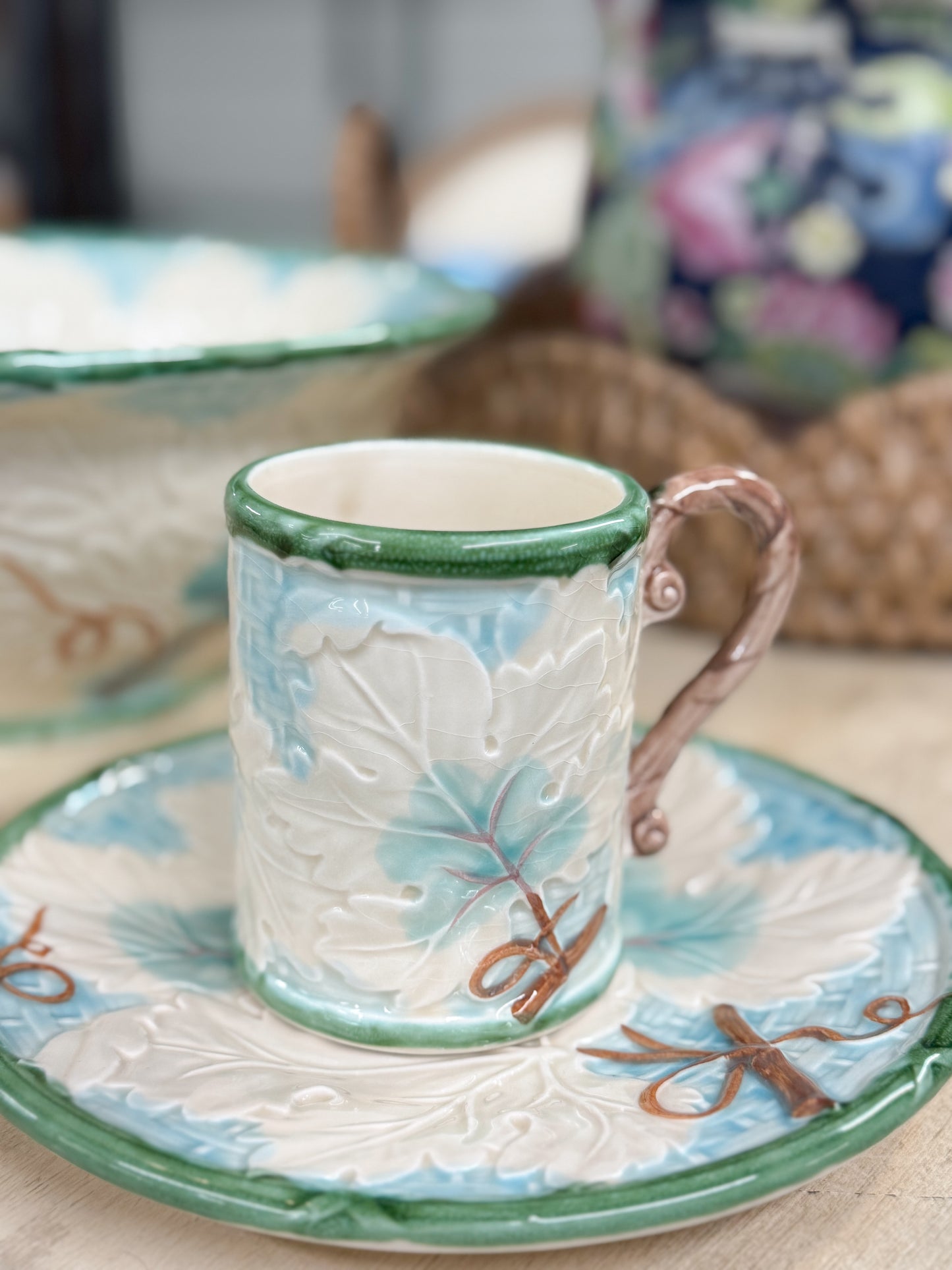 Majolica "Bordeaux" by Shafford Plates